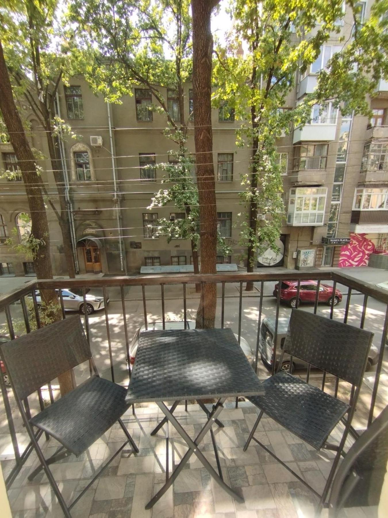 "Wine Palette" On Skovoroda Street, 56 Charkov Exteriér fotografie